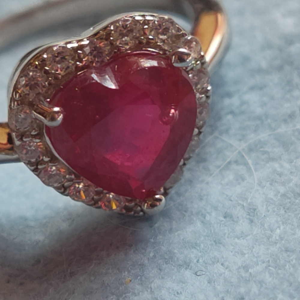 Genuine super clean bright heart big Natural Ruby 9 ct